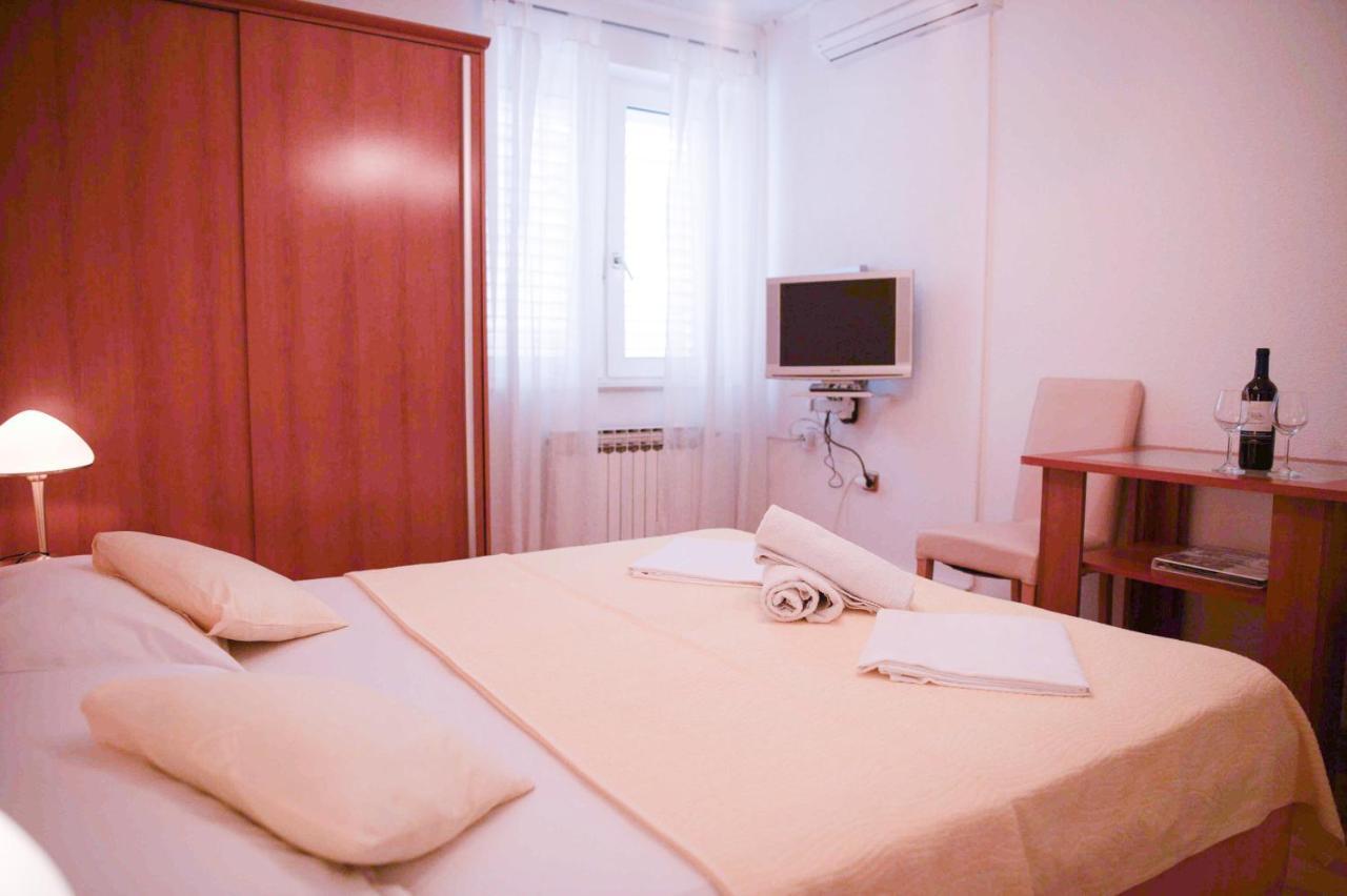 House Bilic Apartment Baska Voda Exterior photo
