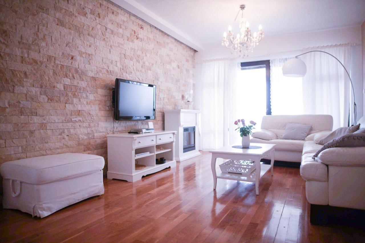 House Bilic Apartment Baska Voda Exterior photo