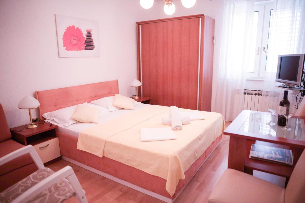 House Bilic Apartment Baska Voda Exterior photo